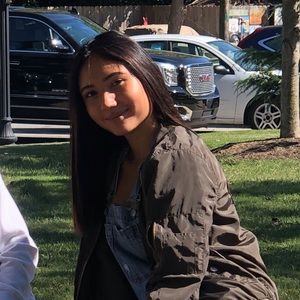 Meet your Posher, Danna